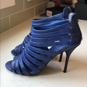 Women’s dress heels. Bright blue, size 8.5